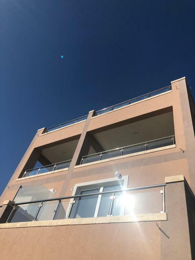 Villa Travertino Tivat Buitenkant foto
